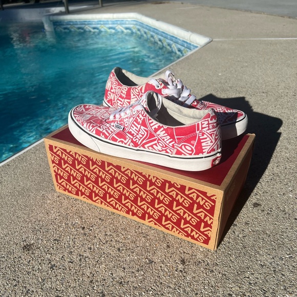 Vans Old Skool Off the Wall Red and White - Picture 2 of 6
